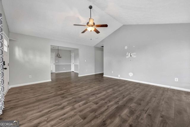 572 Clydes Way, Jackson, GA 30233