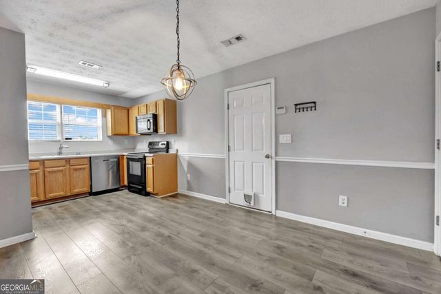 572 Clydes Way, Jackson, GA 30233