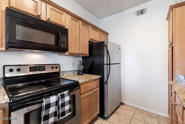 7009 E Acoma Drive Unit 2109, Scottsdale, AZ 85254