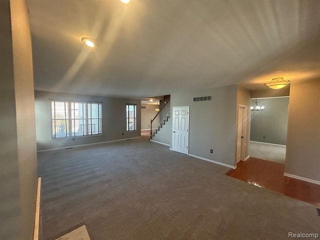 42567 Whitman Way, Novi, MI 48377