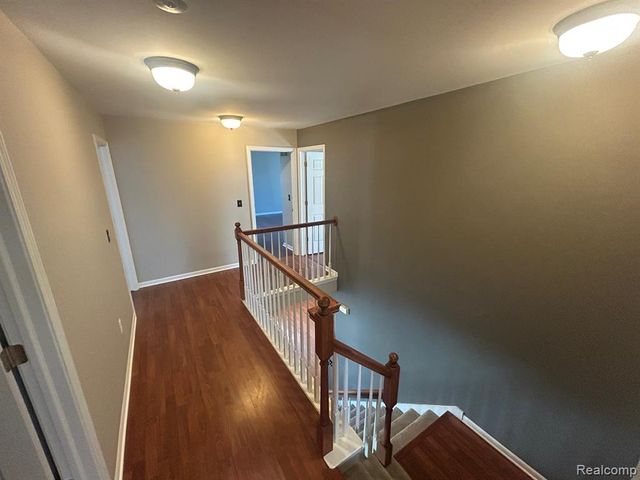 42567 Whitman Way, Novi, MI 48377