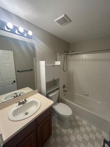 42567 Whitman Way, Novi, MI 48377