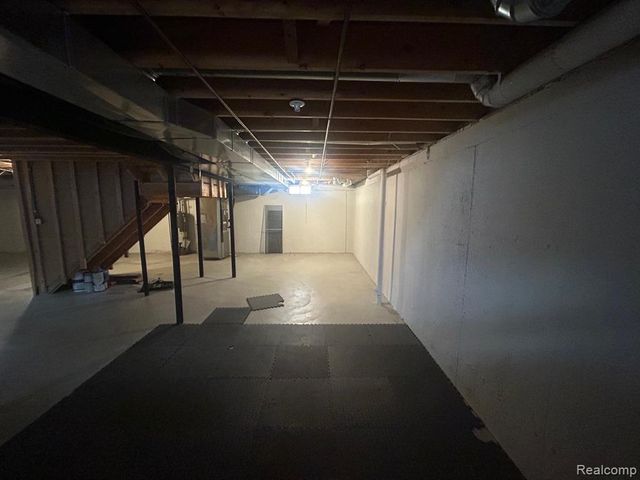 42567 Whitman Way, Novi, MI 48377