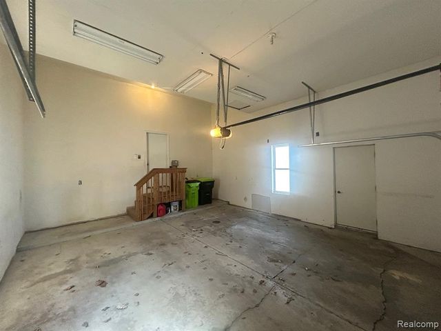 42567 Whitman Way, Novi, MI 48377