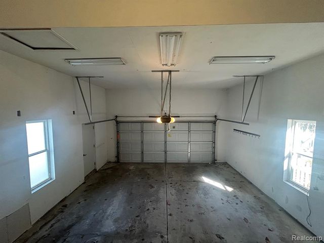 42567 Whitman Way, Novi, MI 48377