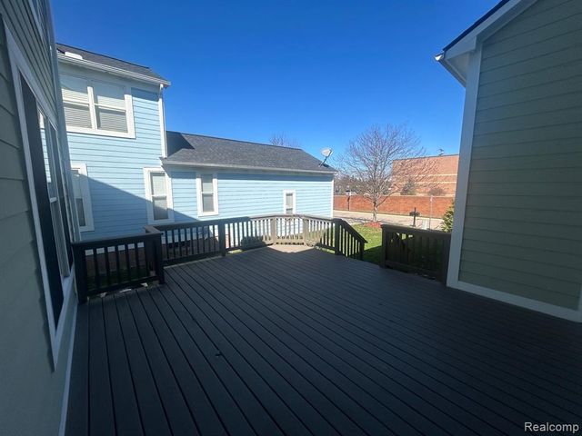 42567 Whitman Way, Novi, MI 48377