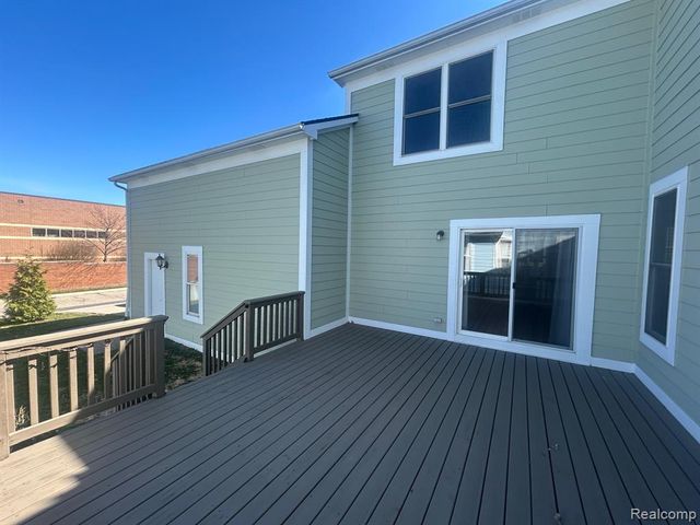 42567 Whitman Way, Novi, MI 48377