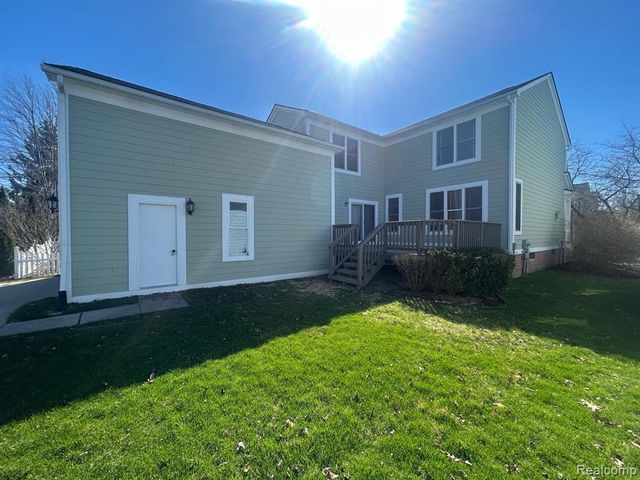 42567 Whitman Way, Novi, MI 48377