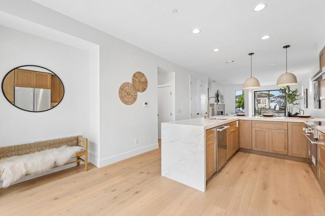 4064 4066 Haines Street, San Diego, CA 92109