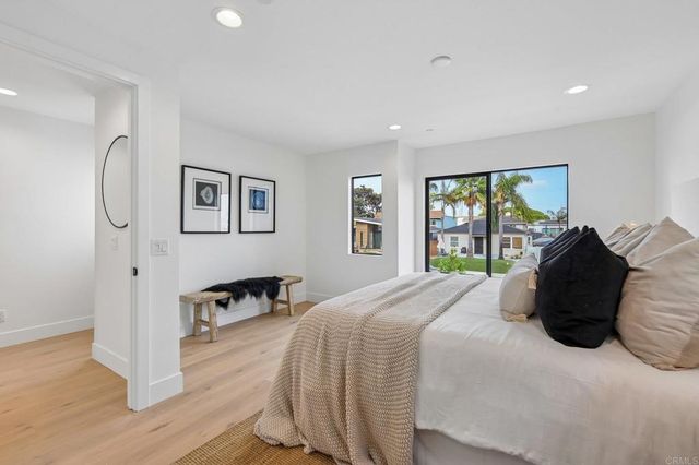 4064 4066 Haines Street, San Diego, CA 92109
