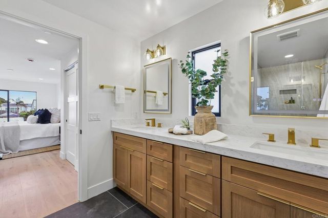 4064 4066 Haines Street, San Diego, CA 92109