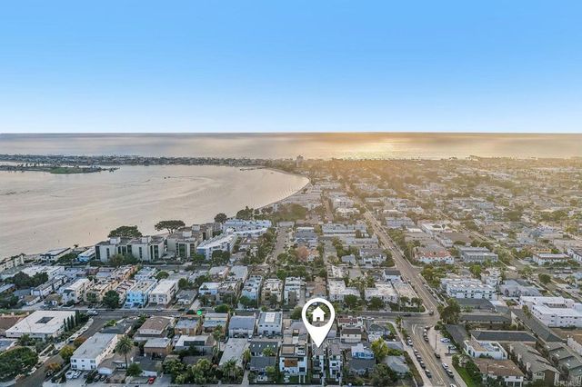 4064 4066 Haines Street, San Diego, CA 92109