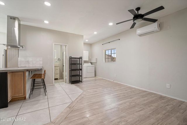 10500 N Oldfather Drive, Tucson, AZ 85742