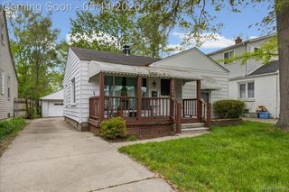 23441 Hazelwood Avenue, Hazel Park, MI 48030