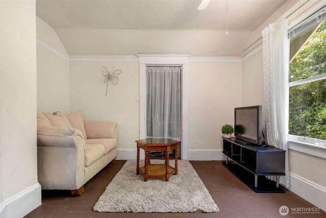 3836 Letitia Avenue S, Seattle, WA 98118