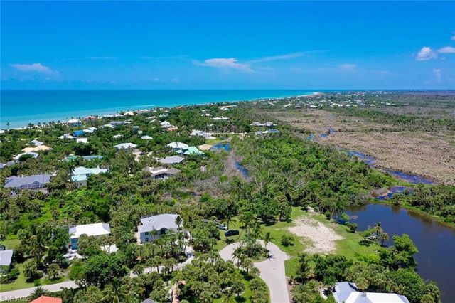 4037 Coquina DR, Sanibel, FL 33957