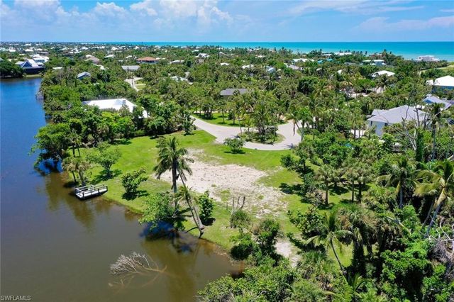 4037 Coquina DR, Sanibel, FL 33957