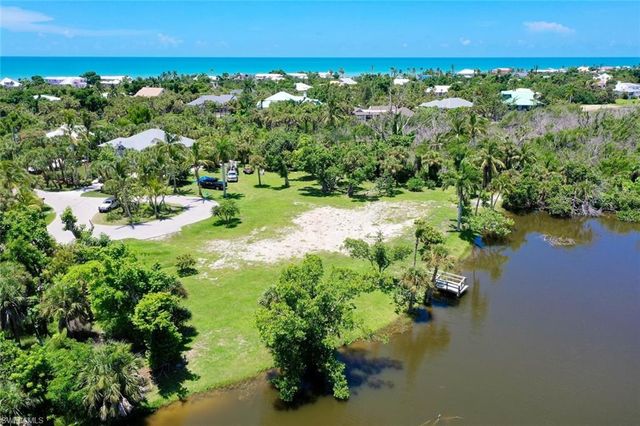 4037 Coquina DR, Sanibel, FL 33957