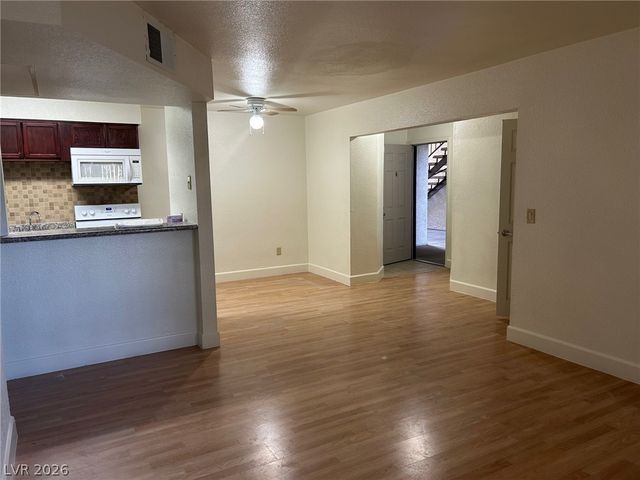2606 South Durango Drive 151, Las Vegas, NV 89117