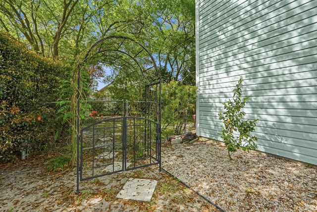 2800 Old Carriage Lane, Fort Walton Beach, FL 32547