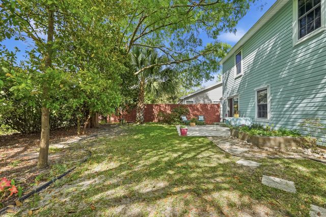 2800 Old Carriage Lane, Fort Walton Beach, FL 32547