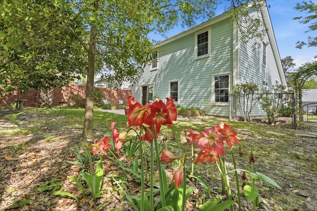 2800 Old Carriage Lane, Fort Walton Beach, FL 32547