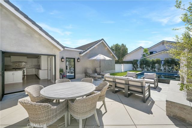 16001 Santa Barbara, Huntington Beach, CA 92649