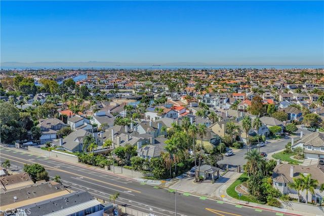 16001 Santa Barbara, Huntington Beach, CA 92649