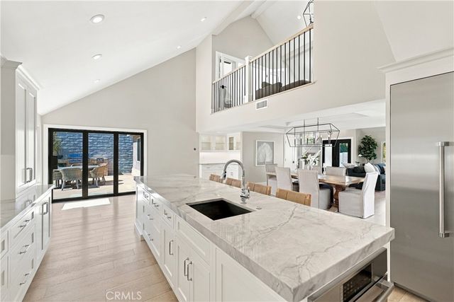16001 Santa Barbara, Huntington Beach, CA 92649