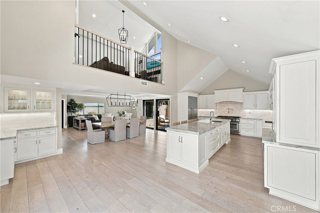 16001 Santa Barbara, Huntington Beach, CA 92649 — photo 2