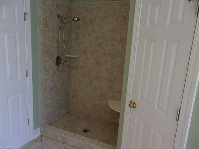 4423 Hunter Oaks Court, High Point, NC 27265