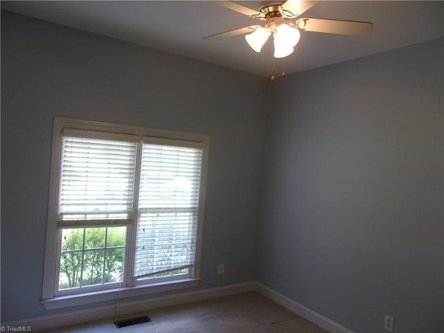 4423 Hunter Oaks Court, High Point, NC 27265