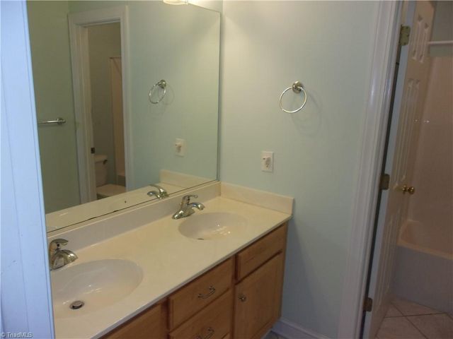 4423 Hunter Oaks Court, High Point, NC 27265