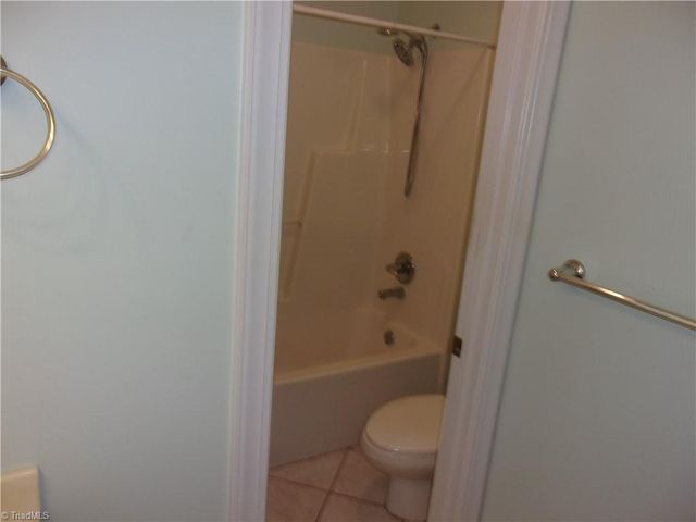 4423 Hunter Oaks Court, High Point, NC 27265