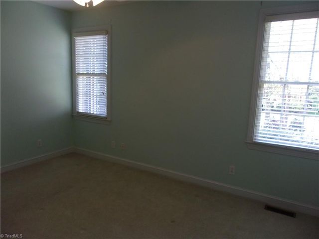 4423 Hunter Oaks Court, High Point, NC 27265