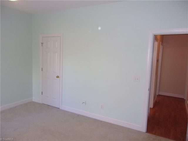 4423 Hunter Oaks Court, High Point, NC 27265