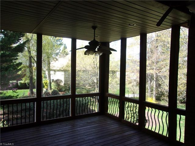 4423 Hunter Oaks Court, High Point, NC 27265