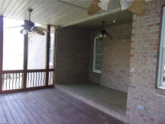 4423 Hunter Oaks Court, High Point, NC 27265