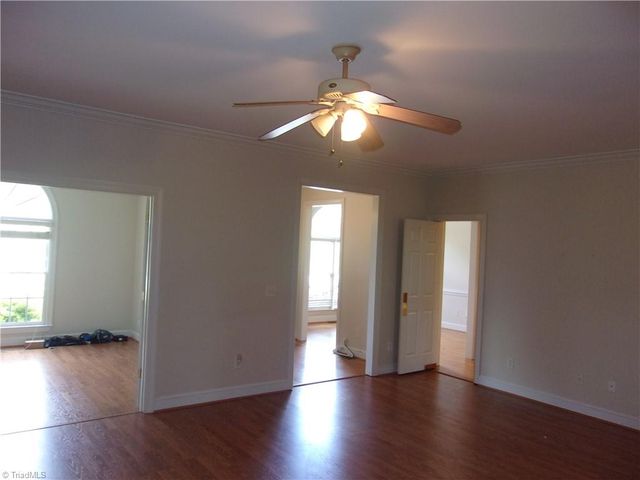 4423 Hunter Oaks Court, High Point, NC 27265