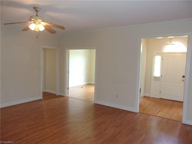 4423 Hunter Oaks Court, High Point, NC 27265