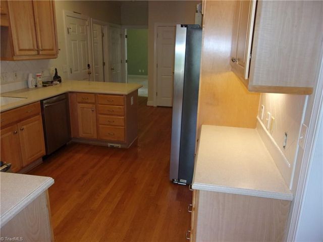 4423 Hunter Oaks Court, High Point, NC 27265