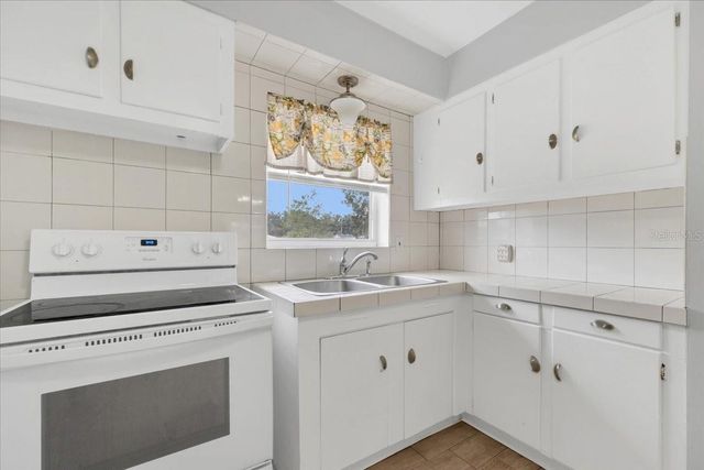 307 CARLETON STREET, Lakeland, FL 33803