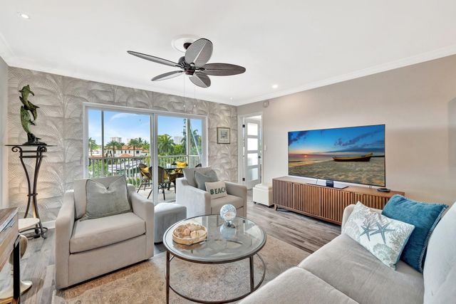 1332 Bayview Drive 402, Fort Lauderdale, FL 33304