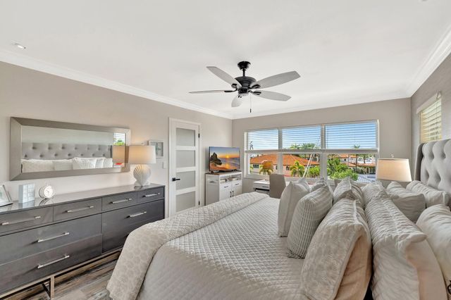 1332 Bayview Drive 402, Fort Lauderdale, FL 33304