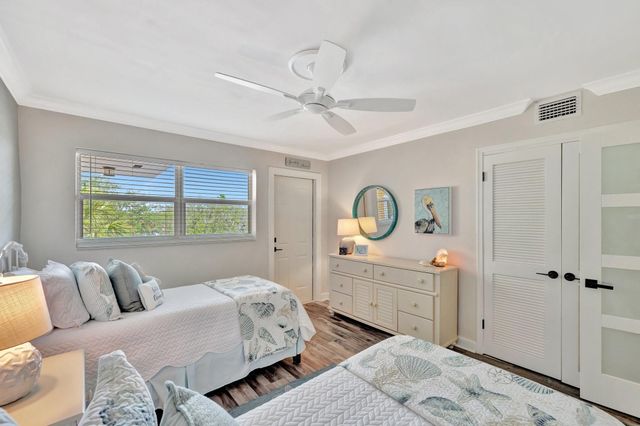 1332 Bayview Drive 402, Fort Lauderdale, FL 33304