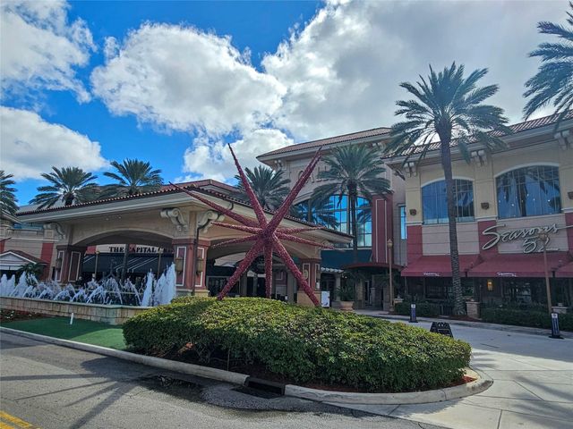 1332 Bayview Drive 402, Fort Lauderdale, FL 33304