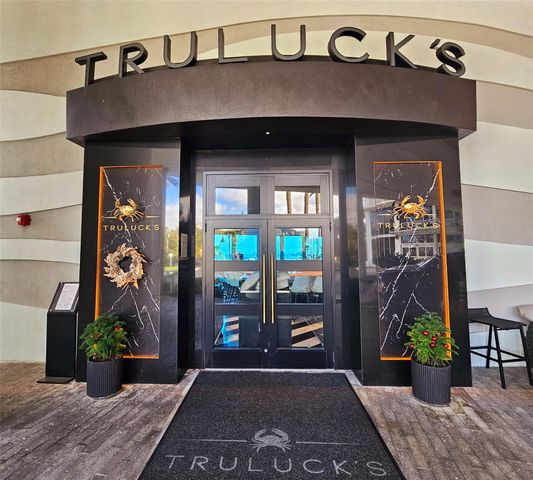 1332 Bayview Drive 402, Fort Lauderdale, FL 33304