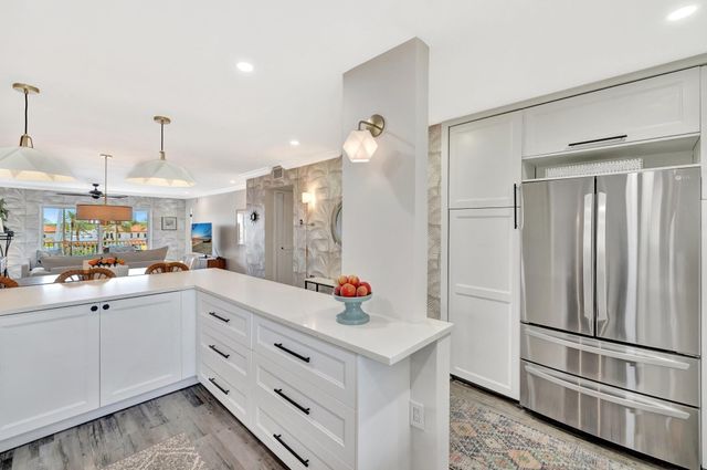 1332 Bayview Drive 402, Fort Lauderdale, FL 33304