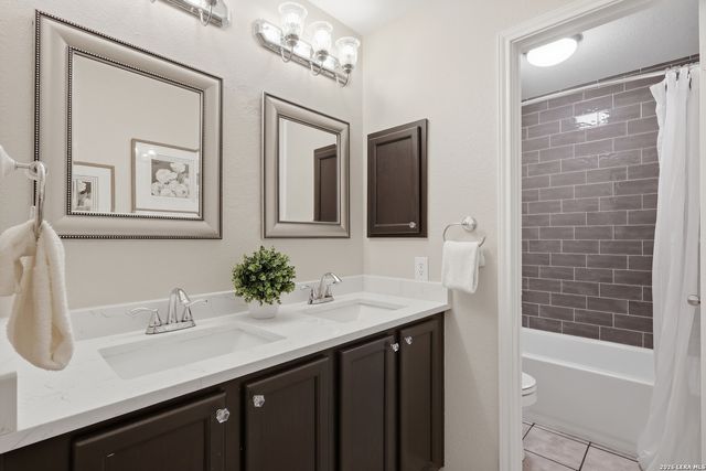 21815 HYERWOOD, San Antonio, TX 78259