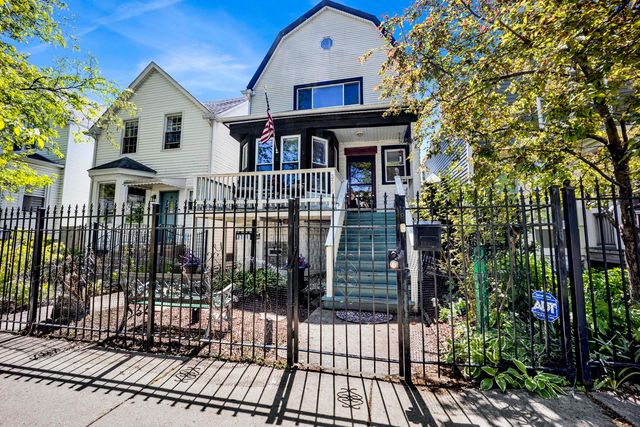 3721 W Shakespeare Avenue, Chicago, IL 60647